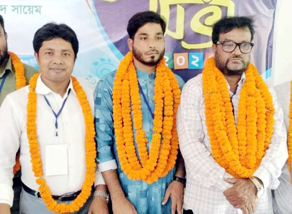 সিরাজগঞ্জ প্রেসক্লাবের সভাপতি হাসান, সম্পাদক ইন্না ও যুগ্ম-সম্পাদক হলেন রুবেল