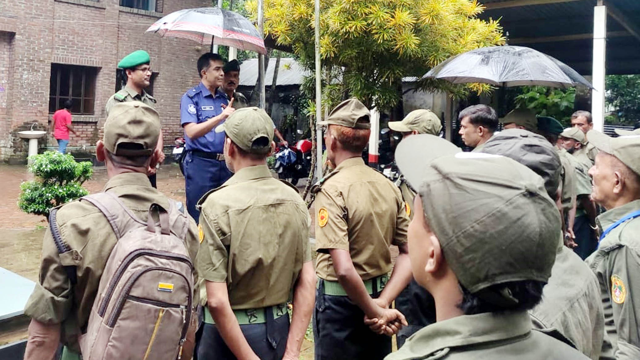 বাজিতপুরে ৬৭টি পূজা মন্ডপে নিরাপত্তায় ৩৪৬ আনসার ও ভিডিপি সদস্য