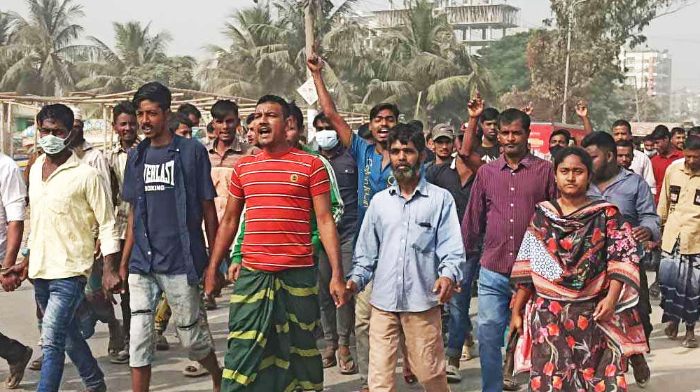 রাজধানীতে ফের অটোচালকদের অবরোধ, ভোগান্তিতে যাত্রীরা