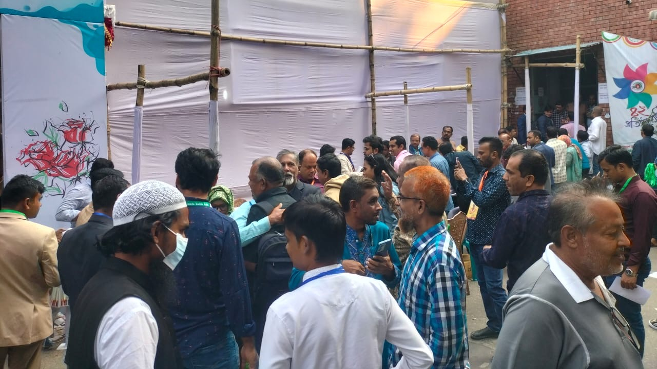 ডিআরইউ নির্বাচনের ভোটগ্রহণ শুরু